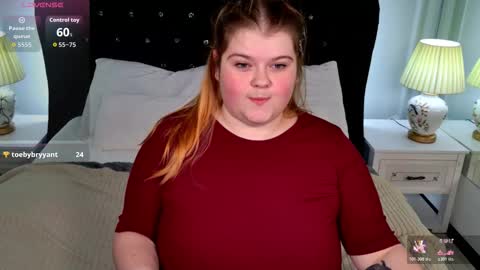 Sweet Mia online show from 02/25/26, 05:44