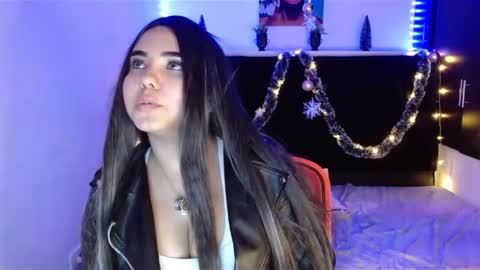 Snapshot of mia_peyton chatting on 12/27/24, 03:59 Mia online show from 12/27/24, 03:59
