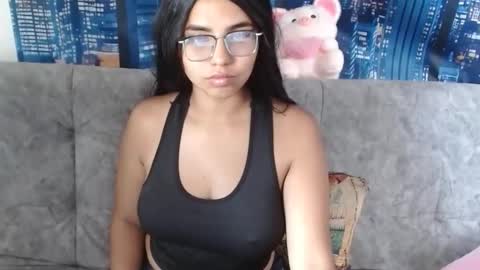 Snapshot of mia_peyton chatting on 04/25/26, 06:05 Mia online show from 04/25/26, 06:05