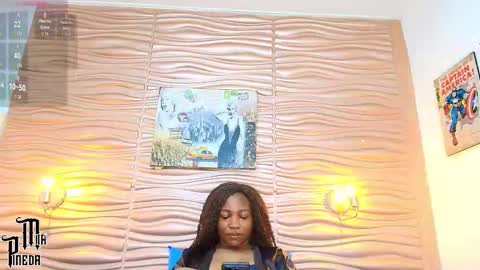 Mariana online show from 09/20/25, 10:22