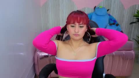 Mia online show from 05/07/26, 10:04