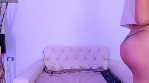 Snapshot of mia_roosee1 chatting on 02/19/26, 05:25 mia online show from 02/19/26, 05:25