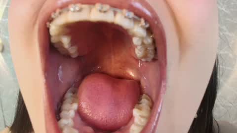 Mia Roux online show from 01/01/25, 09:52