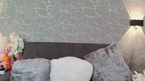 Mia Roux online show from 01/16/25, 06:48