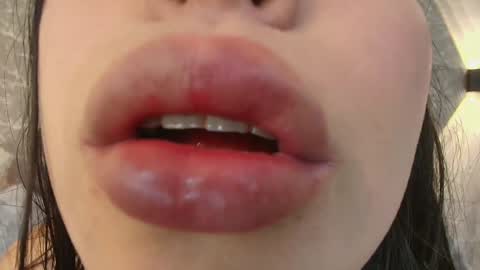 Mia Roux online show from 02/02/25, 01:23