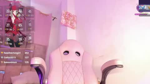 Snapshot of mia_royal chatting on 04/13/26, 05:51 mia_royal online show from 04/13/26, 05:51