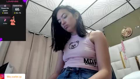 Snapshot of mia_scarlet69 chatting on 04/25/26, 12:08 MIA HOT online show from 04/25/26, 12:08