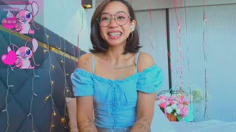 Snapshot of mia_sirenia chatting on 01/18/25, 05:20 Mia online show from 01/18/25, 05:20