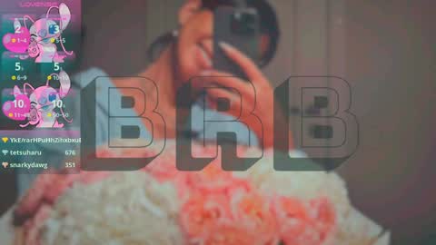 Snapshot of mia_sirenia chatting on 02/03/25, 08:02 Mia online show from 02/03/25, 08:02