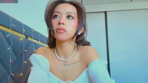 Snapshot of mia_sirenia chatting on 02/06/25, 06:51 Mia online show from 02/06/25, 06:51