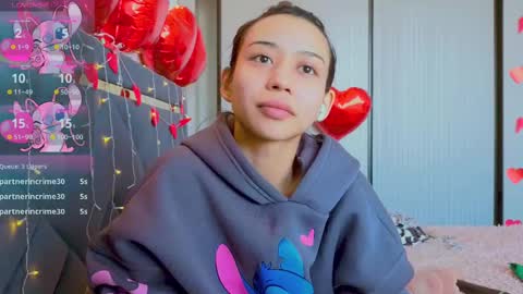 Snapshot of mia_sirenia chatting on 02/18/25, 08:59 Mia online show from 02/18/25, 08:59