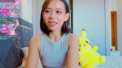 Snapshot of mia_sirenia chatting on 03/11/25, 06:21 Mia online show from 03/11/25, 06:21