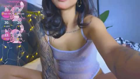 Snapshot of mia_sirenia chatting on 12/02/25, 02:56 Mia online show from 12/02/25, 02:56