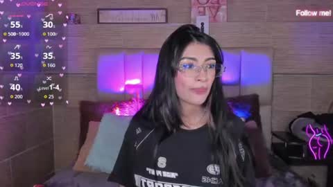 Snapshot of mia_smoke_ chatting on 08/01/26, 11:14 Mia online show from 08/01/26, 11:14