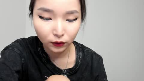 Snapshot of mia_soyun chatting on 03/19/26, 11:47 Your Soyun online show from 03/19/26, 11:47