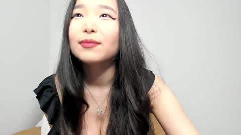 Snapshot of mia_soyun chatting on 04/25/26, 01:41 Your Soyun online show from 04/25/26, 01:41
