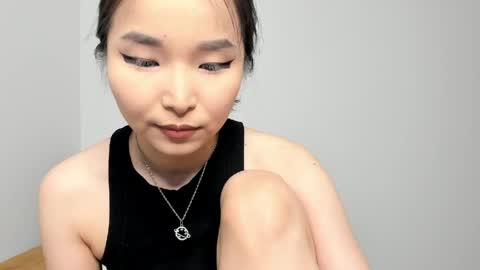 Snapshot of mia_soyun chatting on 05/06/26, 01:49 Your Soyun online show from 05/06/26, 01:49