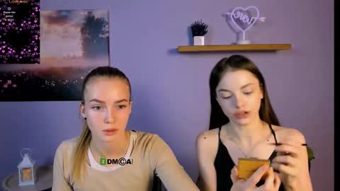 mia_starrr_ online show from 11/12/25, 09:53