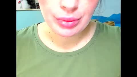 Snapshot of mia_sunnyy chatting on 12/01/25, 04:34 Mia. online show from 12/01/25, 04:34