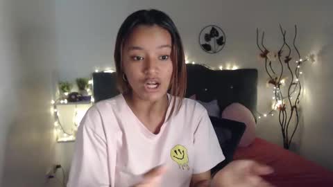 mia_sweetdc online show from 12/05/24, 07:06