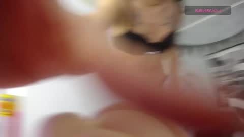 Snapshot of mia_swift_ch chatting on 12/13/25, 10:37 mia_swift_ch online show from 12/13/25, 10:37