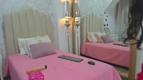 mia_tentacion__ online show from 06/11/26, 03:37