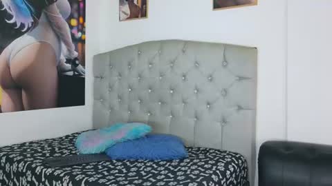 mia_thompson_0 online show from 07/20/26, 11:45