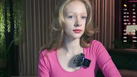 Mia online show from 11/23/25, 11:10