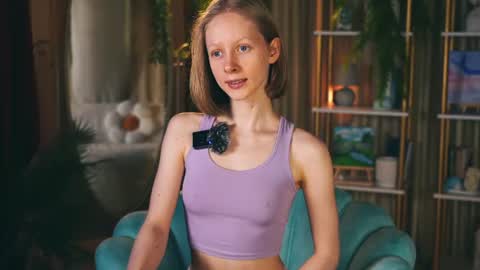 Snapshot of mia_vebes chatting on 06/20/26, 05:38 Mia online show from 06/20/26, 05:38