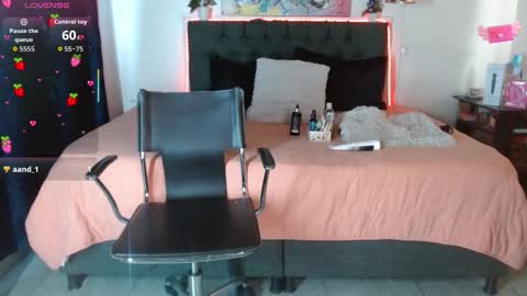 MIA  online show from 11/07/25, 01:33