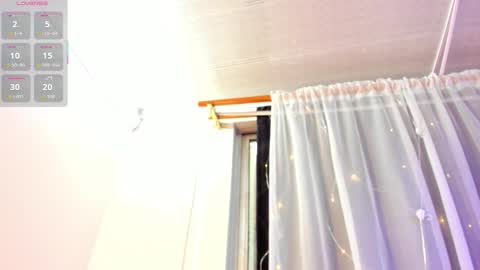 mia_vitaler online show from 11/20/25, 08:30