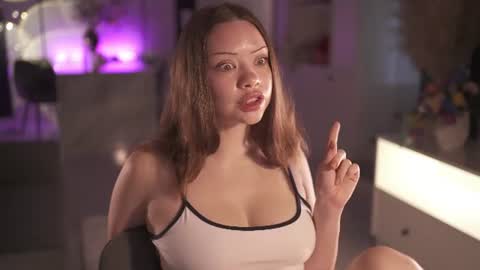 Snapshot of mia_vixen_ chatting on 06/16/26, 02:03 VixenMia online show from 06/16/26, 02:03