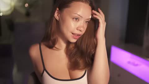 Snapshot of mia_vixen_ chatting on 07/28/26, 03:57 VixenMia online show from 07/28/26, 03:57