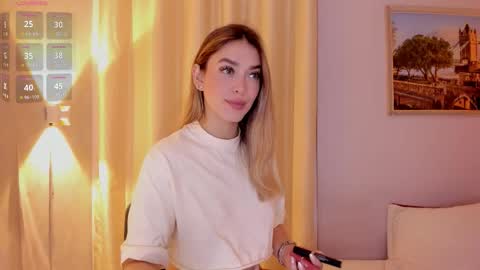 Mia White  online show from 03/29/26, 01:00