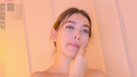 Snapshot of mia_white11 chatting on 05/06/26, 01:16 Mia White online show from 05/06/26, 01:16