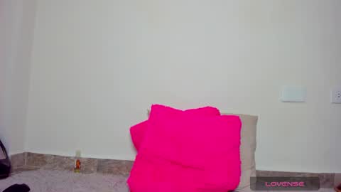 Snapshot of mia_xxx__ chatting on 12/24/24, 10:55 MIA INDEPENDENT MODEL  online show from 12/24/24, 10:55