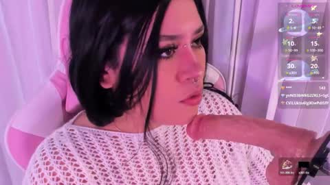 Snapshot of mia_yeager chatting on 10/24/25, 03:47 mia_yeager online show from 10/24/25, 03:47