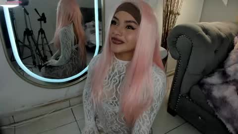 Snapshot of mia_zafir chatting on 04/28/26, 08:25 mia_zafir online show from 04/28/26, 08:25