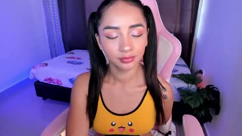 Snapshot of miaa_06 chatting on 07/16/26, 02:12 mia nicolle online show from 07/16/26, 02:12