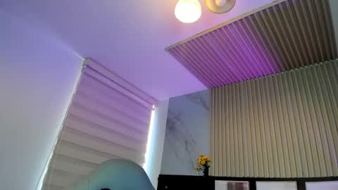 Snapshot of miaa_as_ chatting on 09/17/25, 02:41 miaa_as_ online show from 09/17/25, 02:41