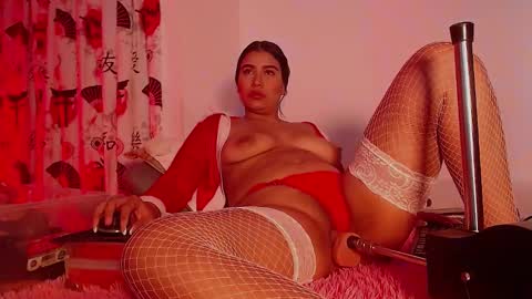 Snapshot of miaa_cameron1 chatting on 12/11/24, 02:22 Mia online show from 12/11/24, 02:22