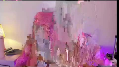 Snapshot of miaa_cameron1 chatting on 11/11/25, 06:52 Mia online show from 11/11/25, 06:52