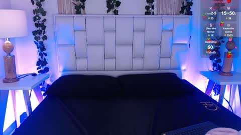 Mia online show from 02/05/25, 11:23