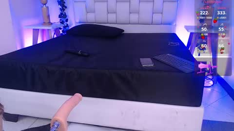 Mia online show from 02/23/25, 02:35