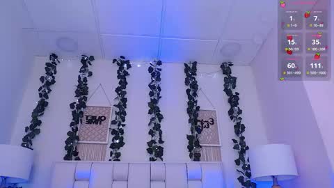 Mia online show from 03/04/25, 02:42