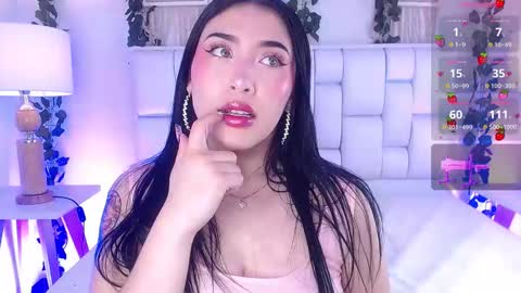 Mia online show from 09/13/25, 11:54