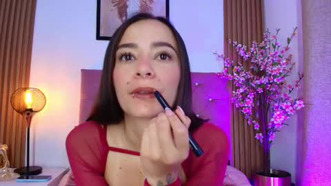 Snapshot of miaa_queen2 chatting on 02/13/26, 11:17 Mia online show from 02/13/26, 11:17