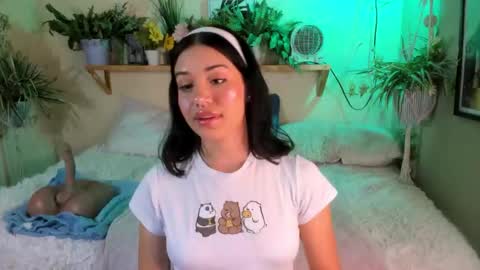 Snapshot of miaa_rose__ chatting on 11/08/25, 03:50 Miaa online show from 11/08/25, 03:50