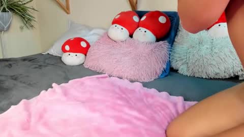 Miaa online show from 03/04/26, 06:25