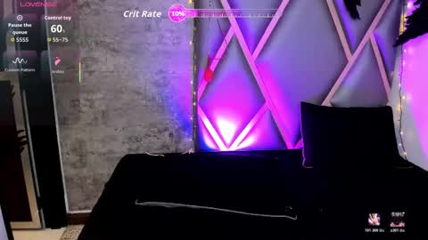 Mia online show from 10/26/25, 12:33